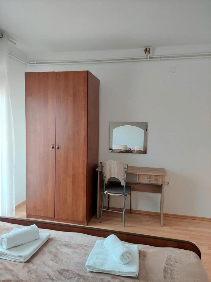Dream Appartement Otočac Buitenkant foto